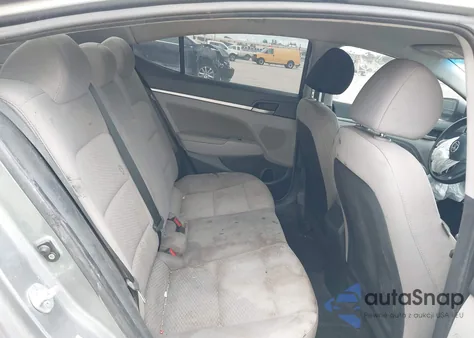 2019 Hyundai Elantra Sel z USA, uszkodzony, nr VIN KMHD84LF4KU743219